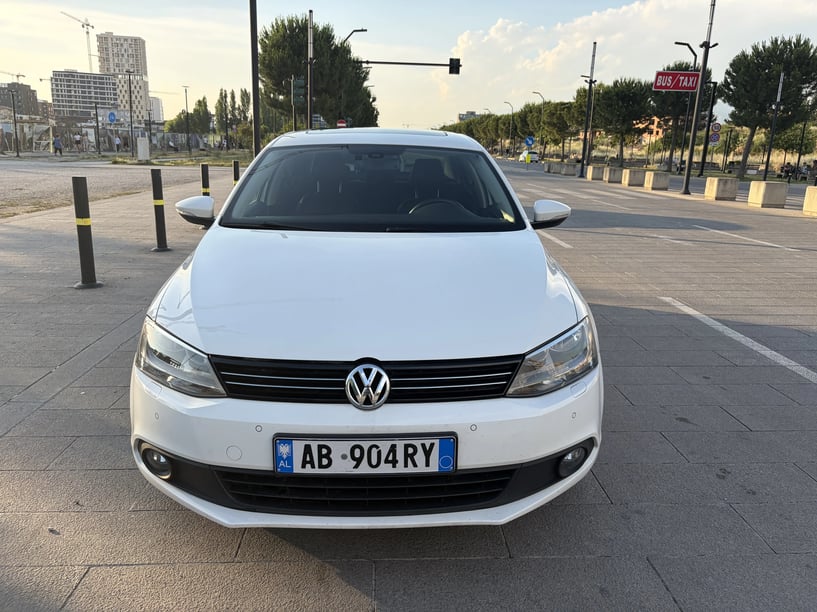 Rent a car in Tirana