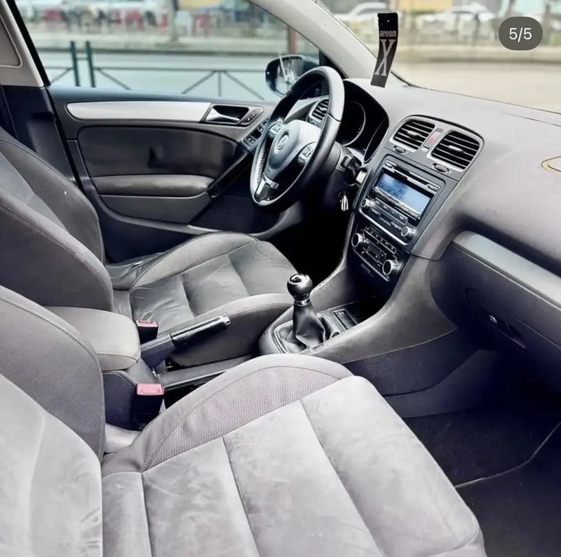 Rent a car in Tirana