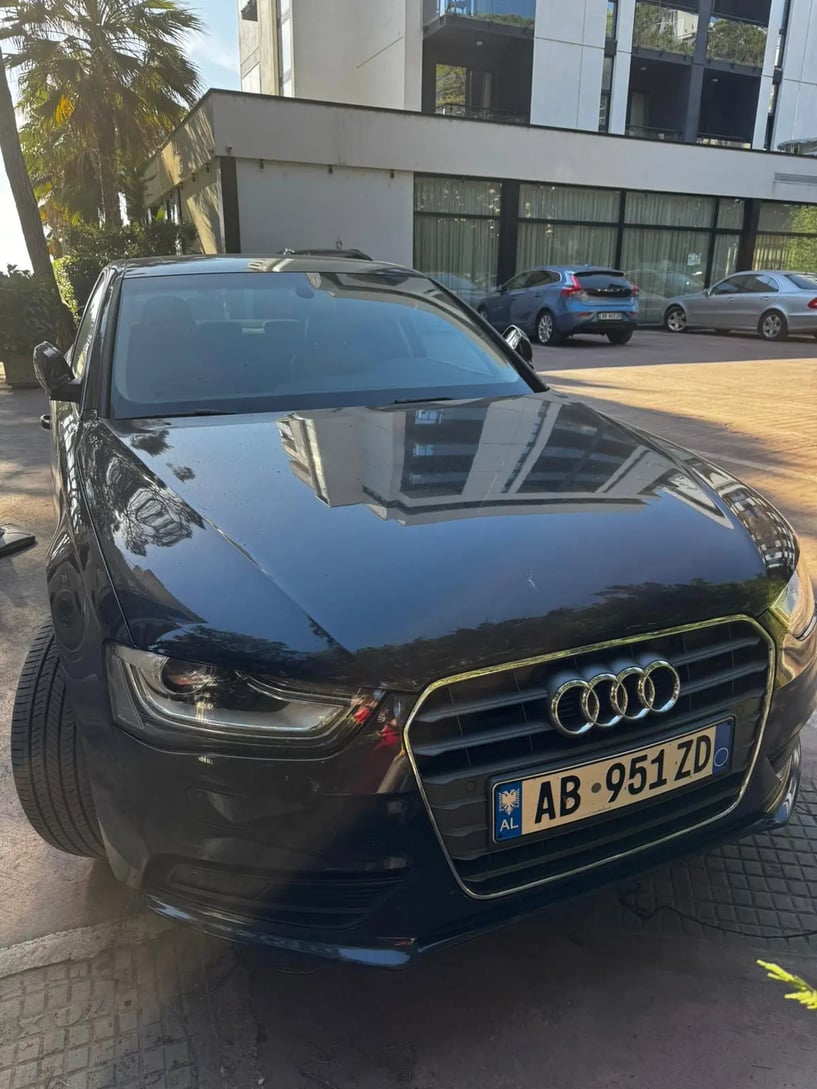 Wynajmij samochód w Tirana