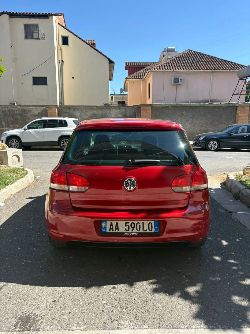 Rent a car in Tirana