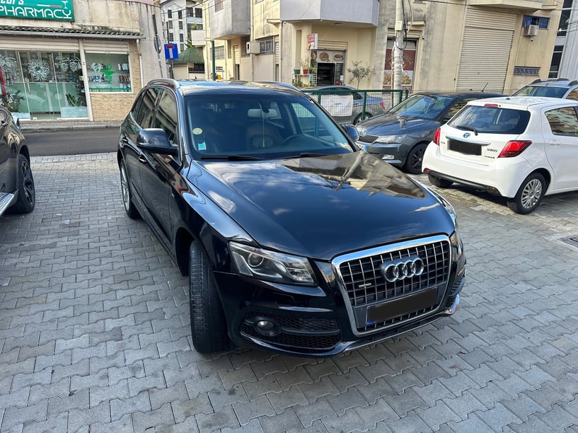 Rent a car in Tirana