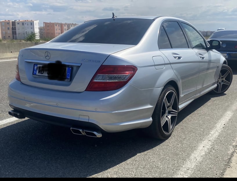 Auto mieten in Tirana