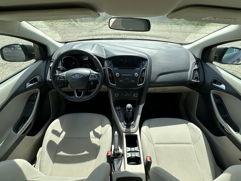 Wynajmij samochód w Tirana