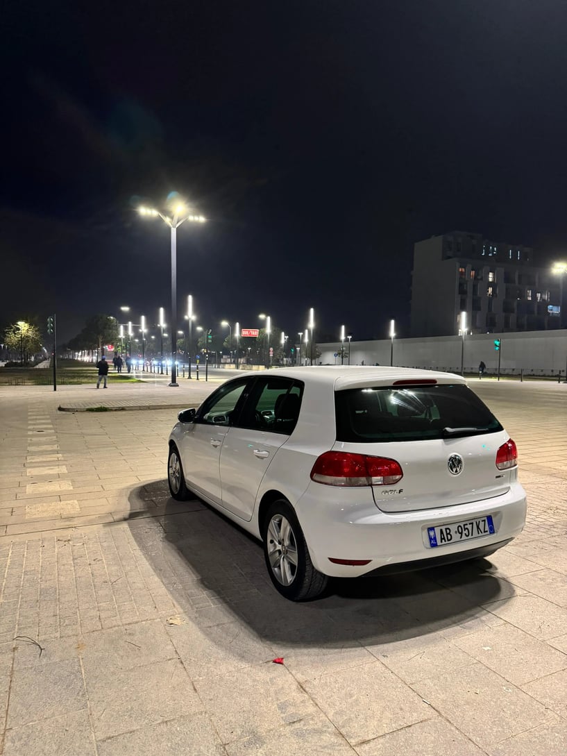 Louer une voiture à Tirana