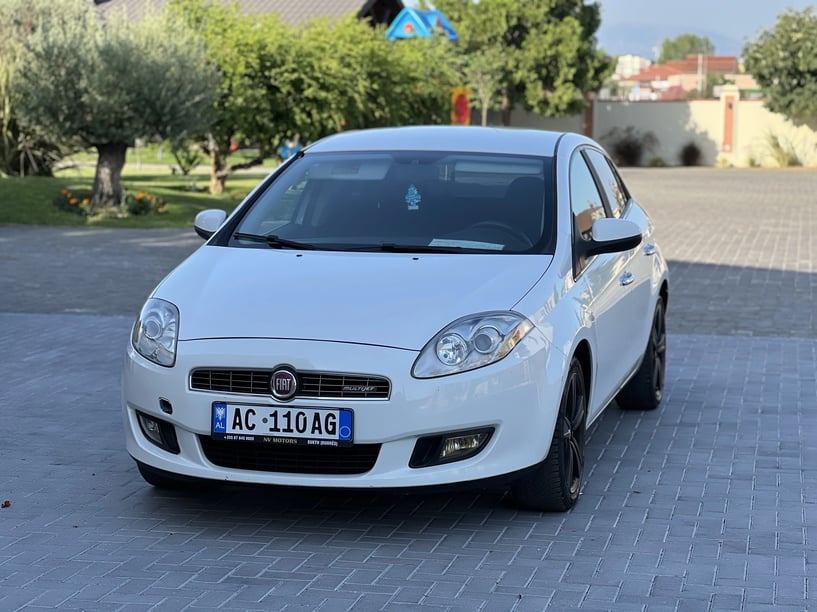 Alquila un coche en Durrës