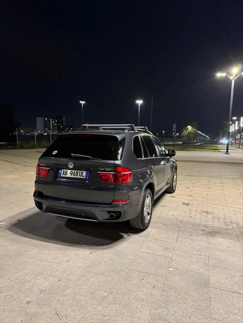 Rent a car in Tirana