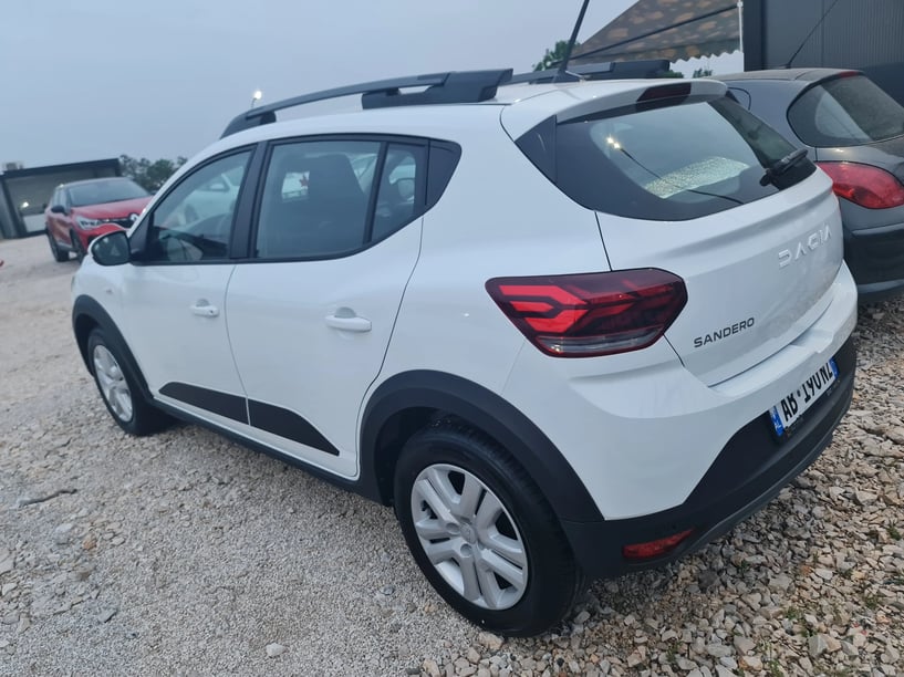 Rent a car in Tirana