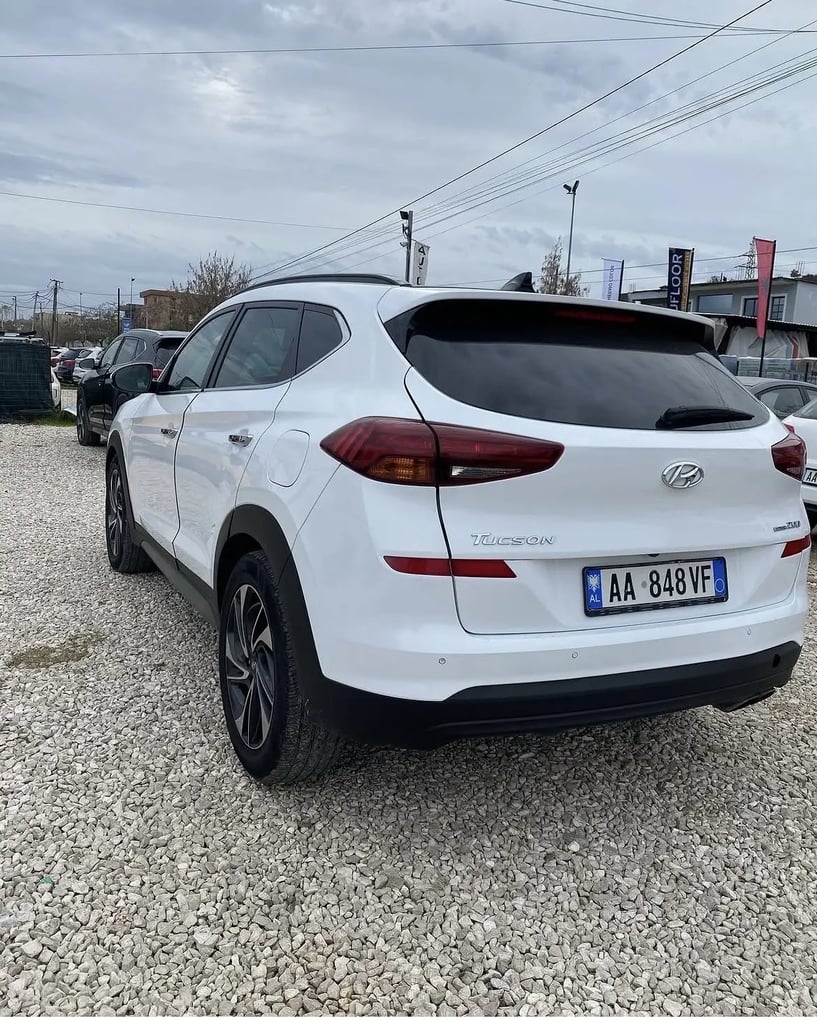 Auto mieten in Tirana