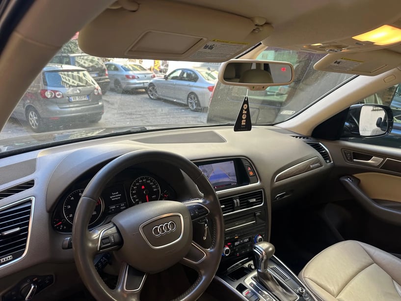 Rent a car in Tirana