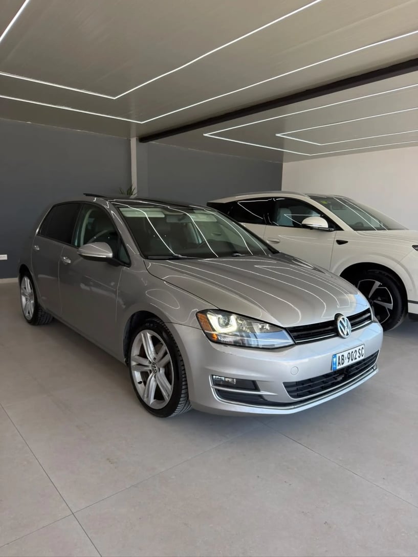 Rent a car in Tirana