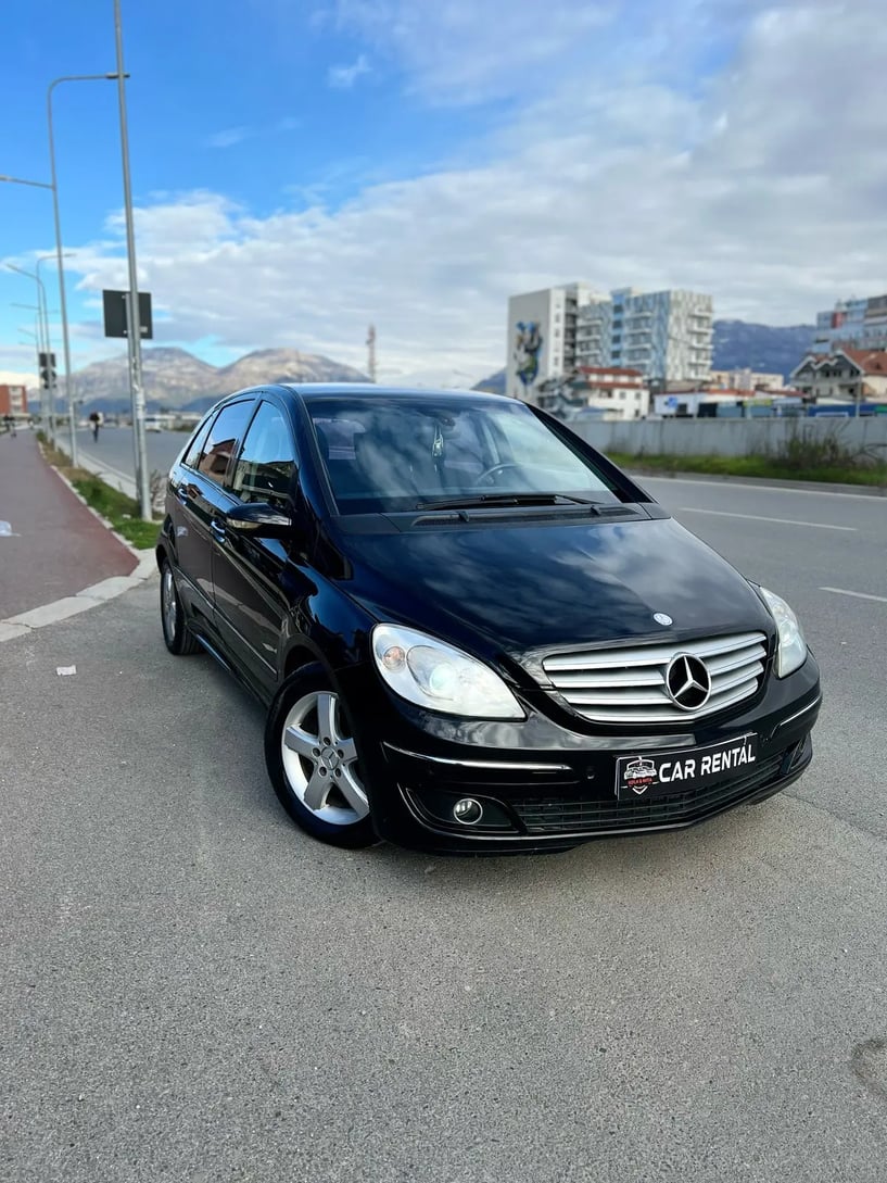 Rent a car in Tirana