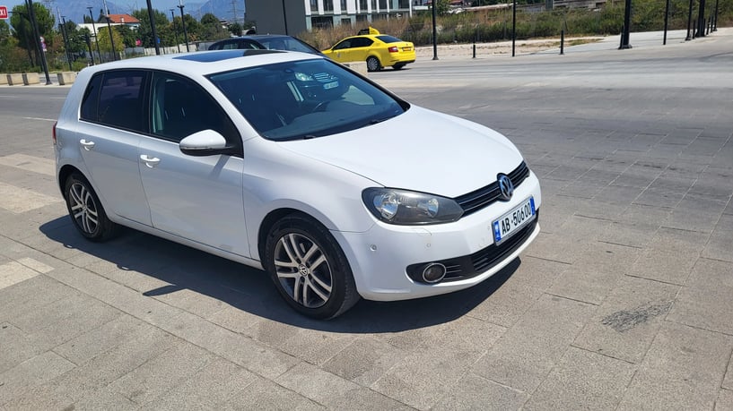 Auto mieten in Tirana