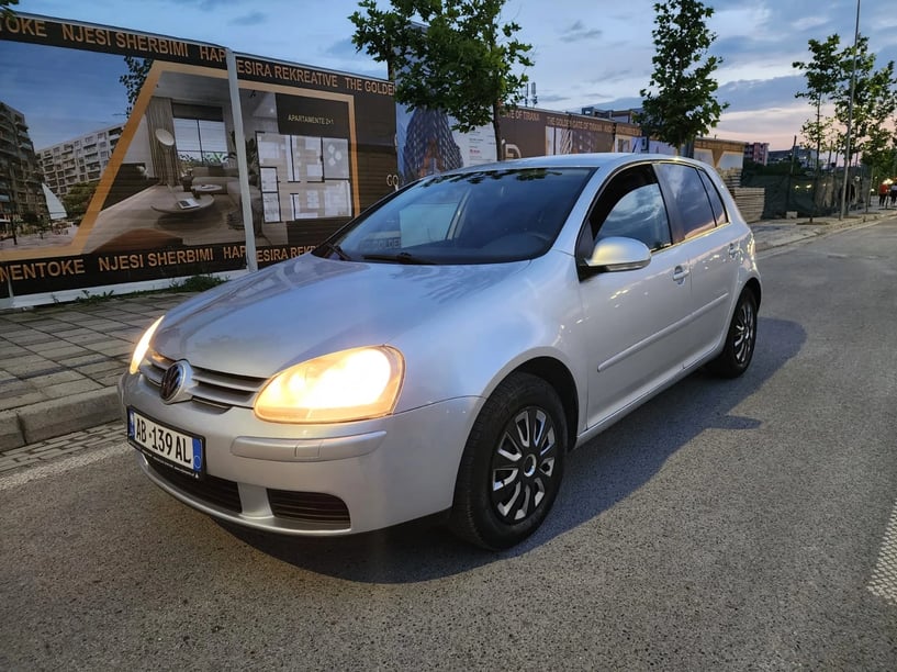 Auto mieten in Tirana