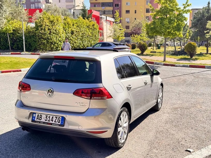 Rent a car in Tirana