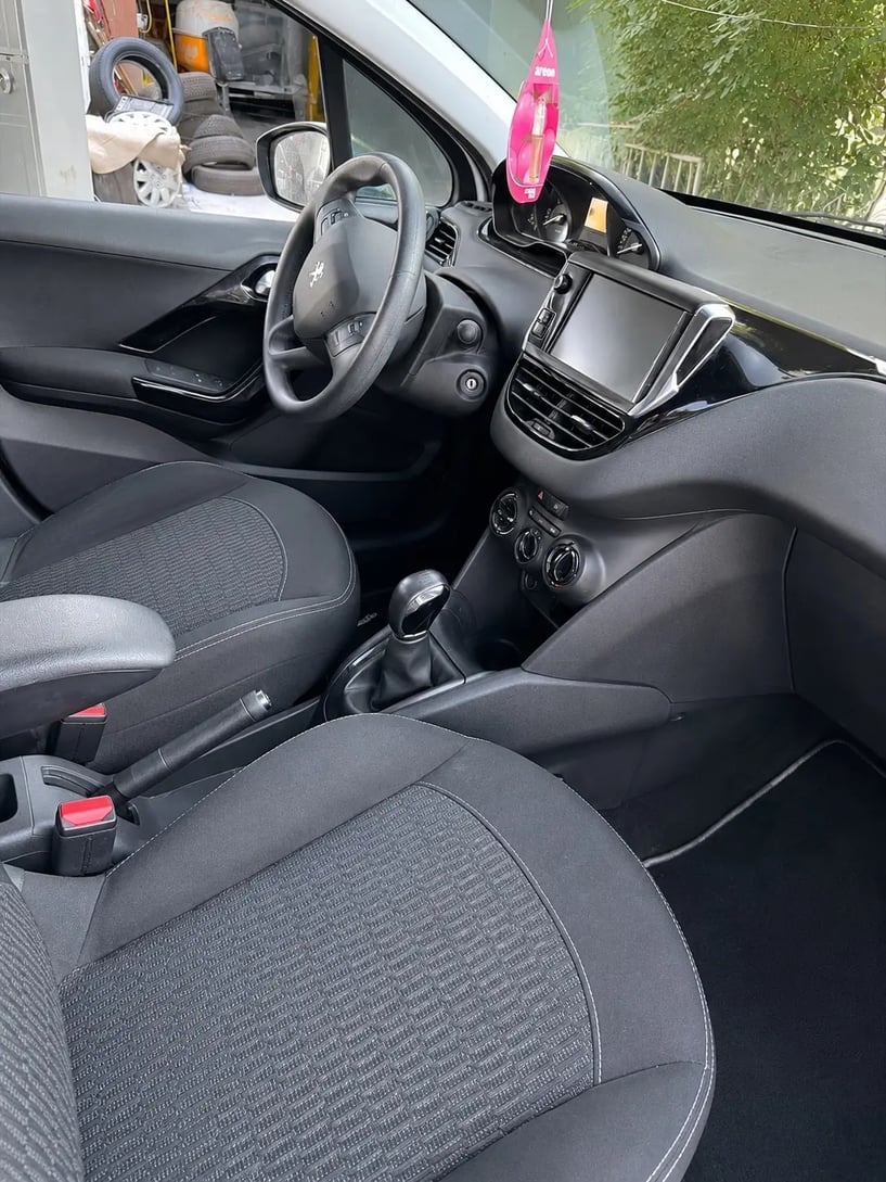 Rent a car in Tirana