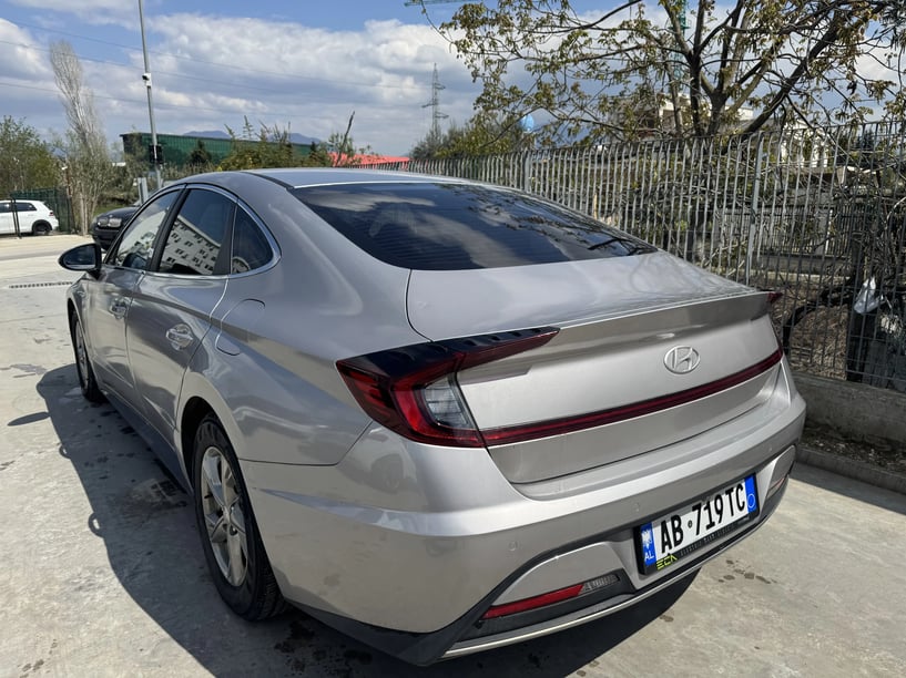 Auto mieten in Tirana