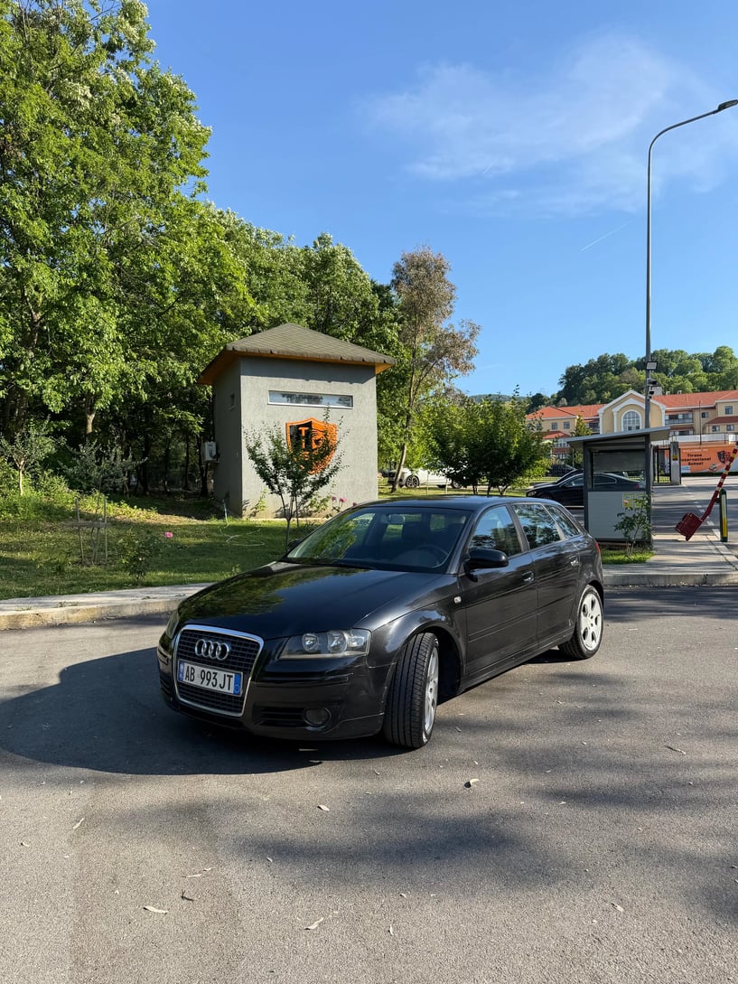 Wynajmij samochód w Tirana