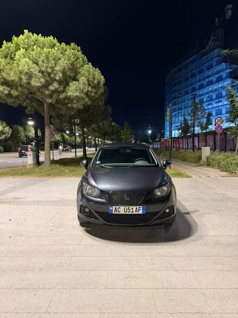 Rent a car in Tirana