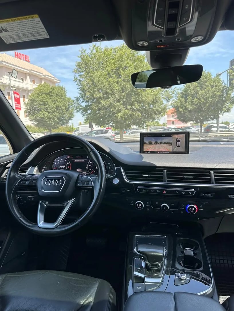 Louer une voiture à Tirana