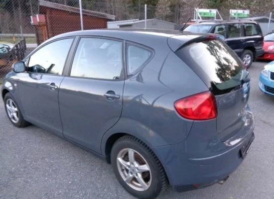 Wynajmij samochód w Tirana