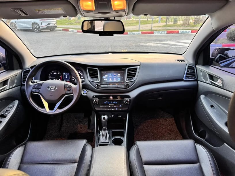 Rent a car in Tirana