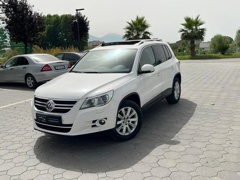 Wynajmij samochód w Tirana