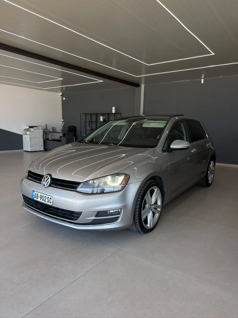 Rent a car in Tirana