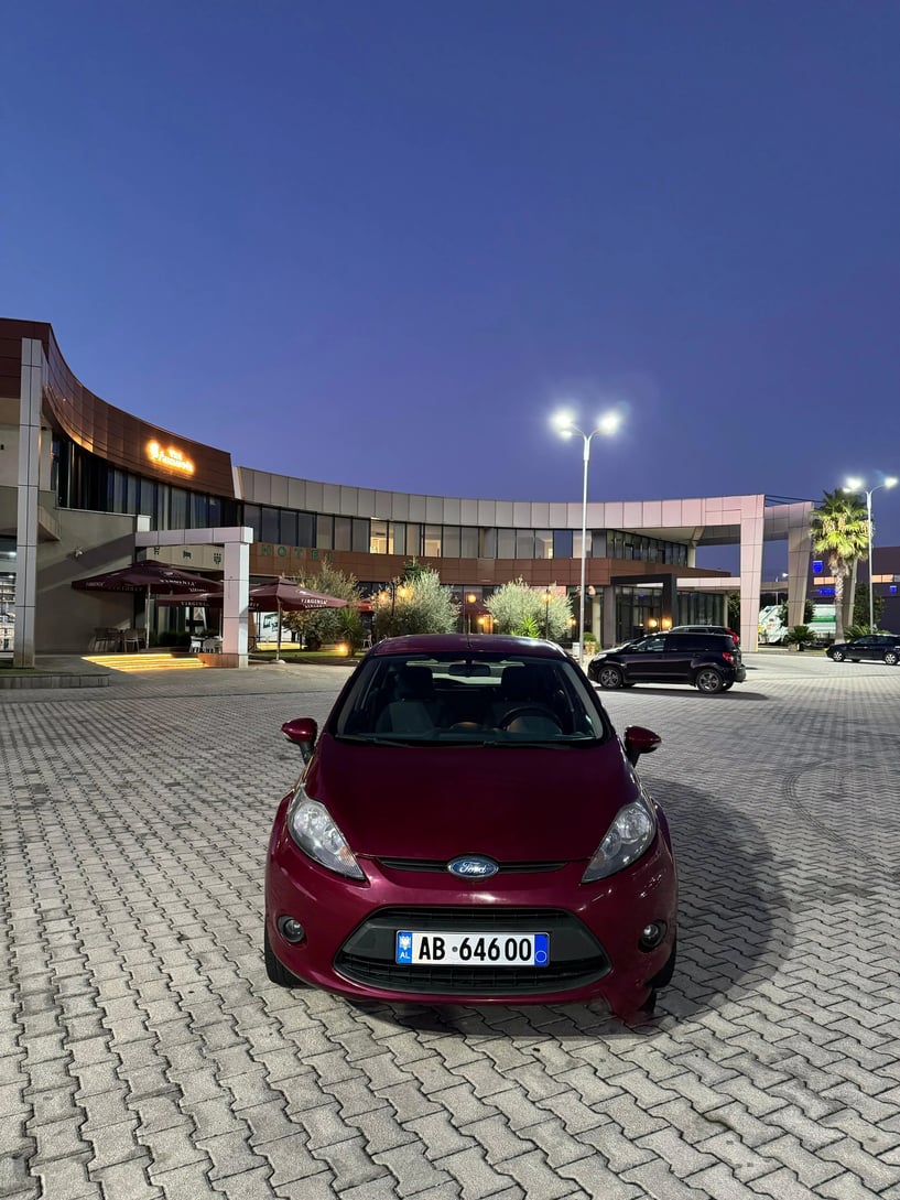Auto mieten in Tirana