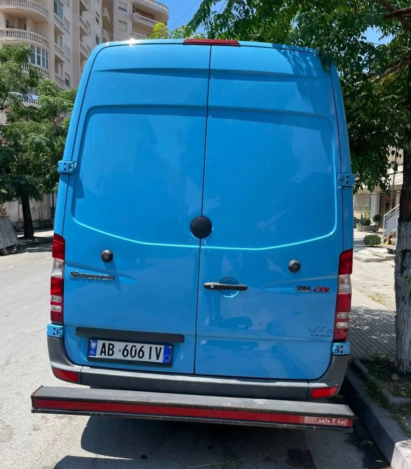 Louer une voiture à Vlorë