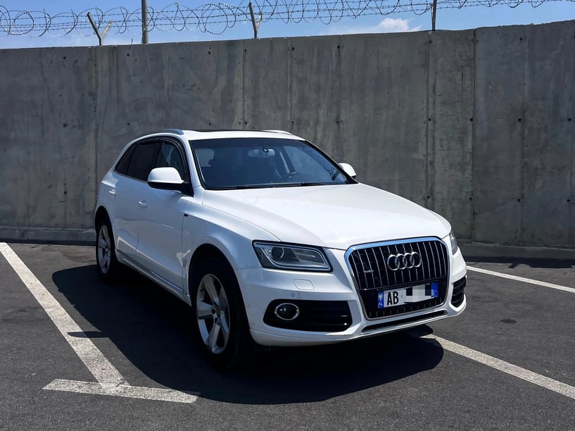 Wynajmij samochód w Tirana