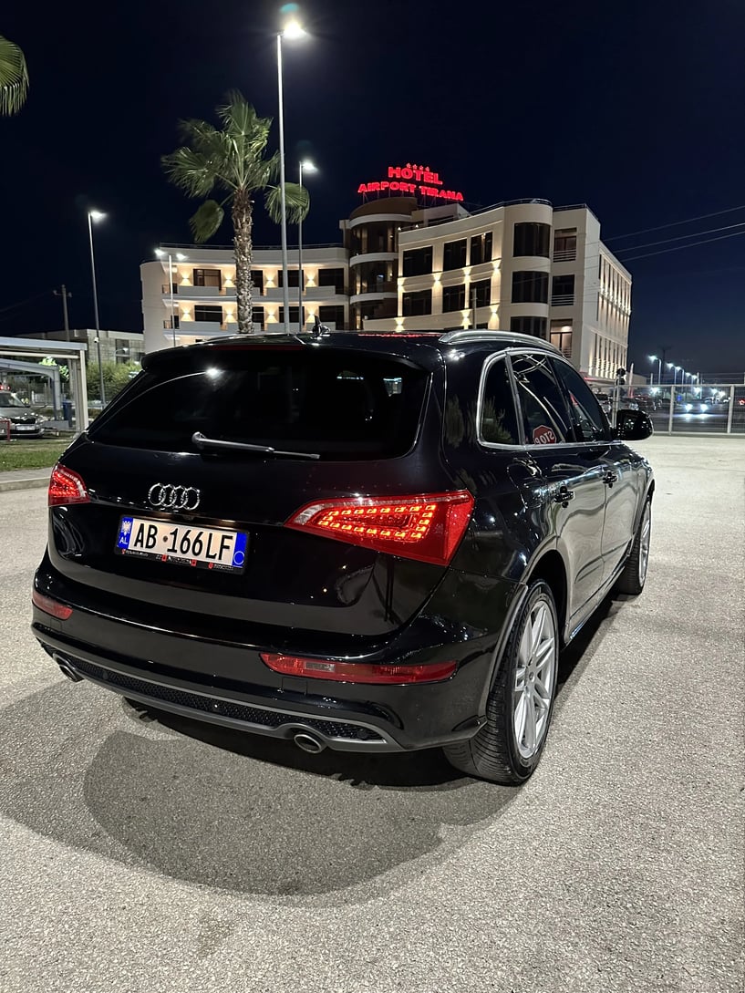 Wynajmij samochód w Tirana