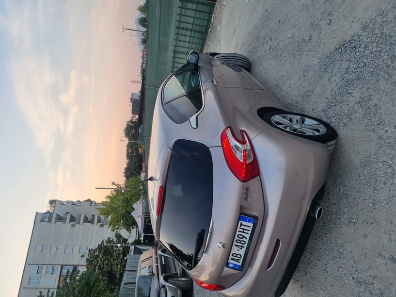 Auto mieten in Tirana