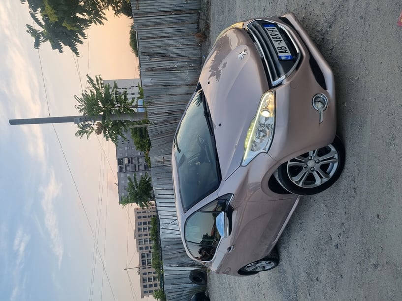 Auto mieten in Tirana