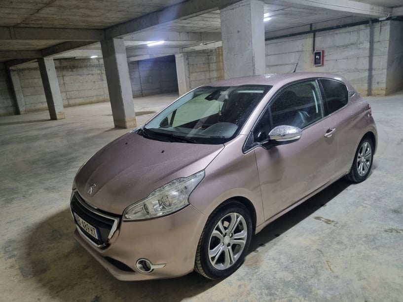 Auto mieten in Tirana