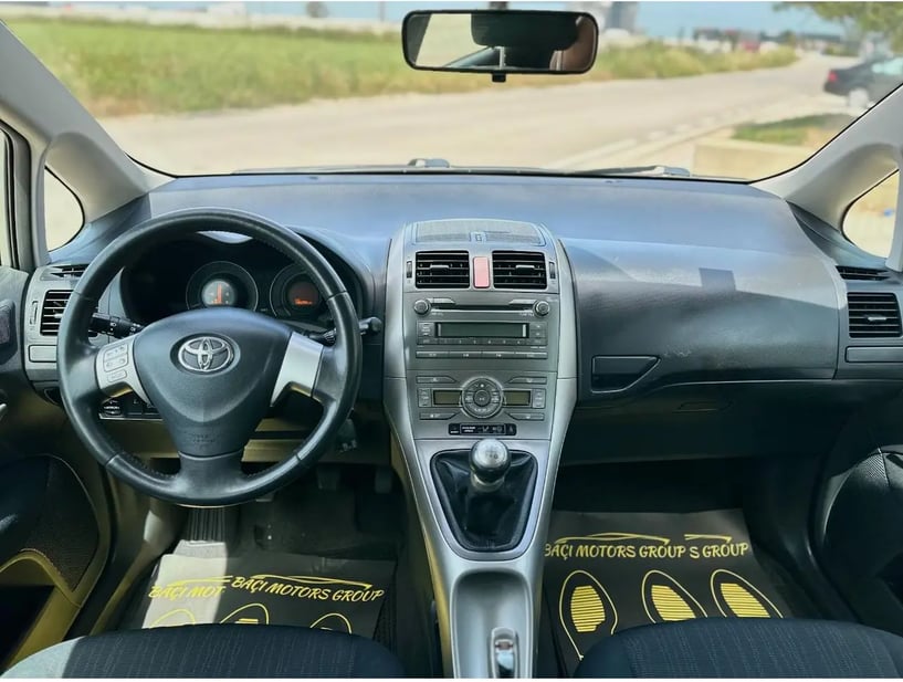 Auto mieten in Tirana