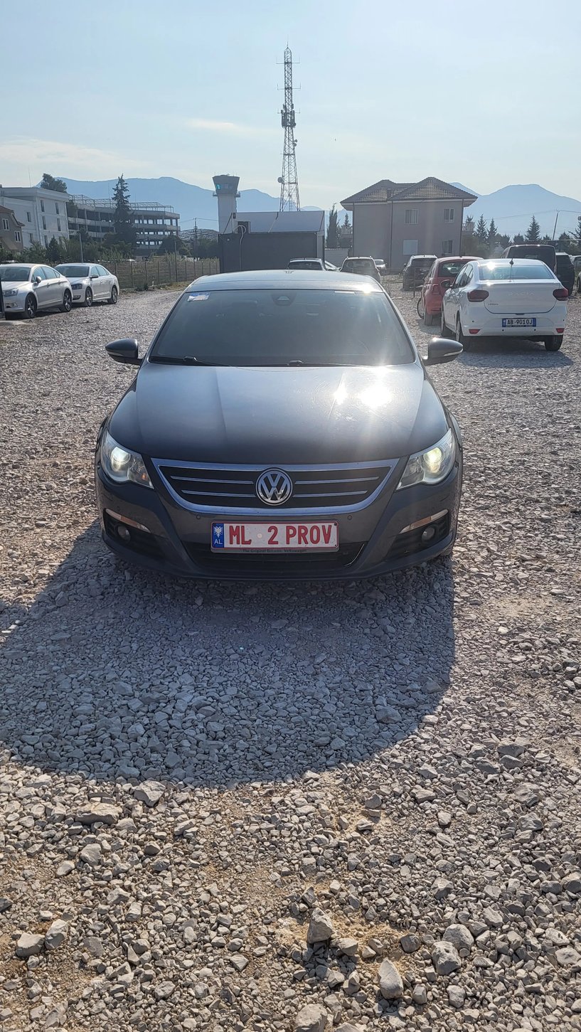 Wynajmij samochód w Tirana