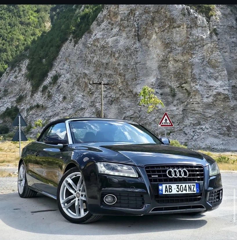 Rent a car in Tirana