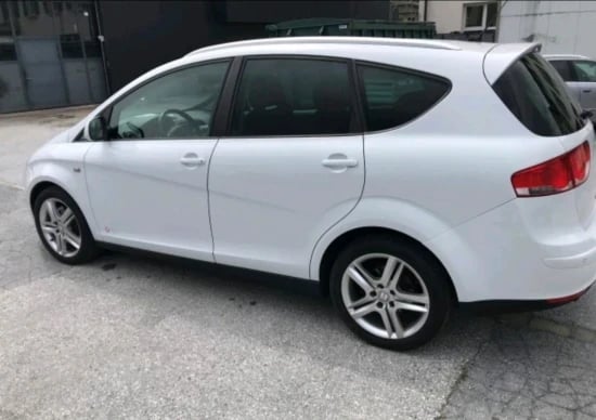 Auto mieten in Tirana