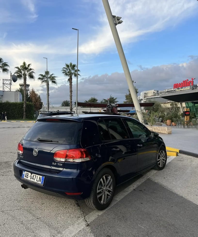 Rent a car in Tirana