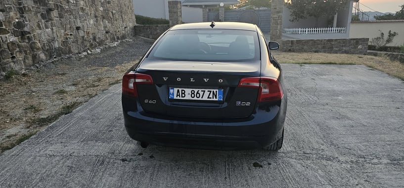 Auto mieten in Tirana