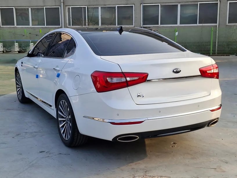 Rent a car in Tirana