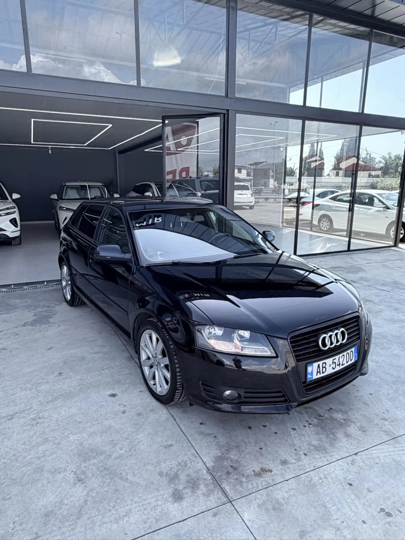 Louer une voiture à Tirana