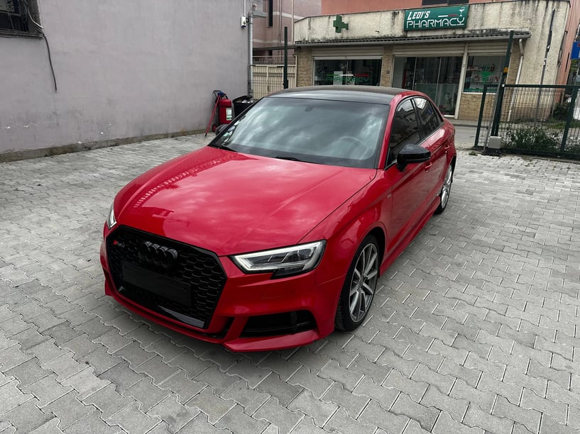 Rent a car in Tirana
