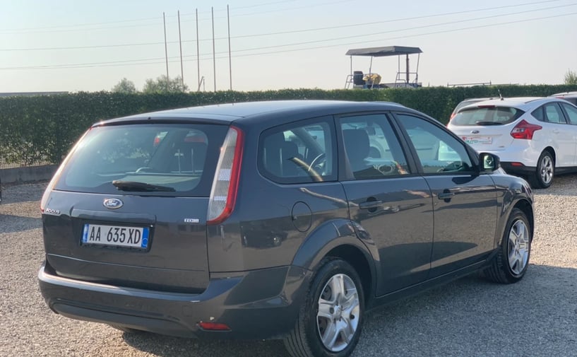 Rent a car in Tirana