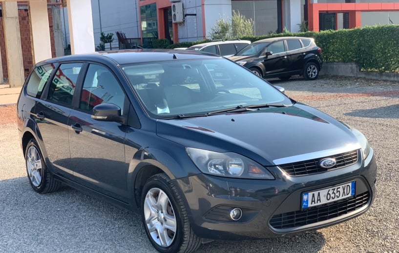 Rent a car in Tirana