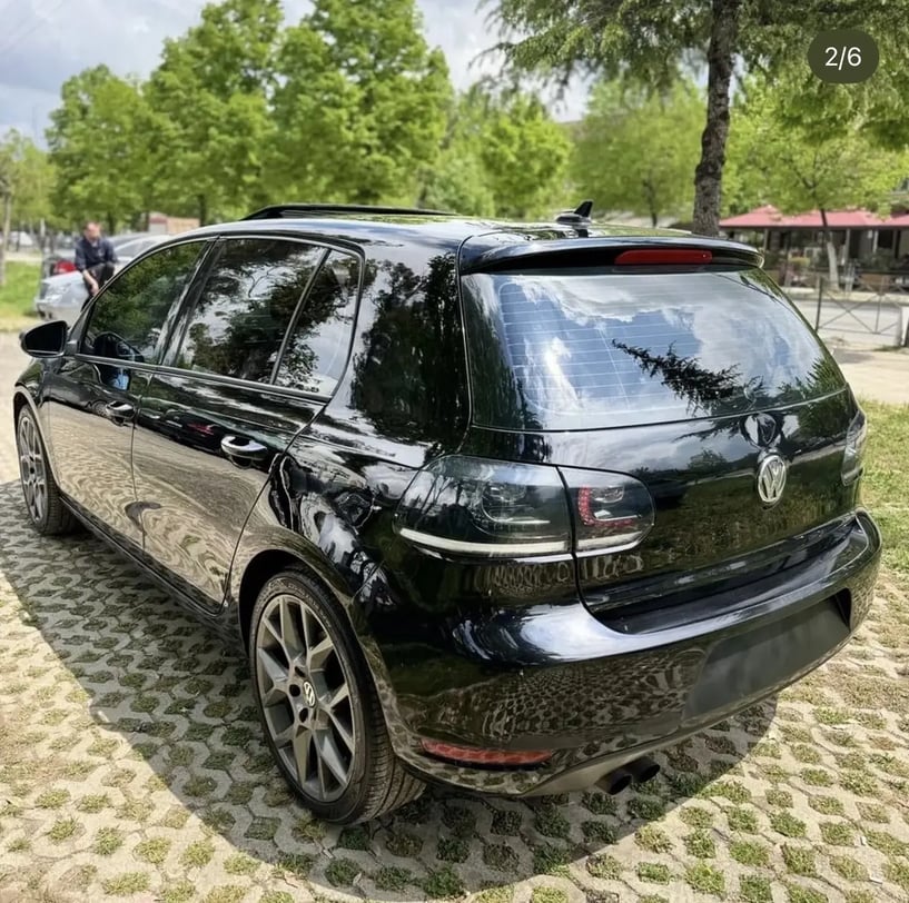 Rent a car in Tirana