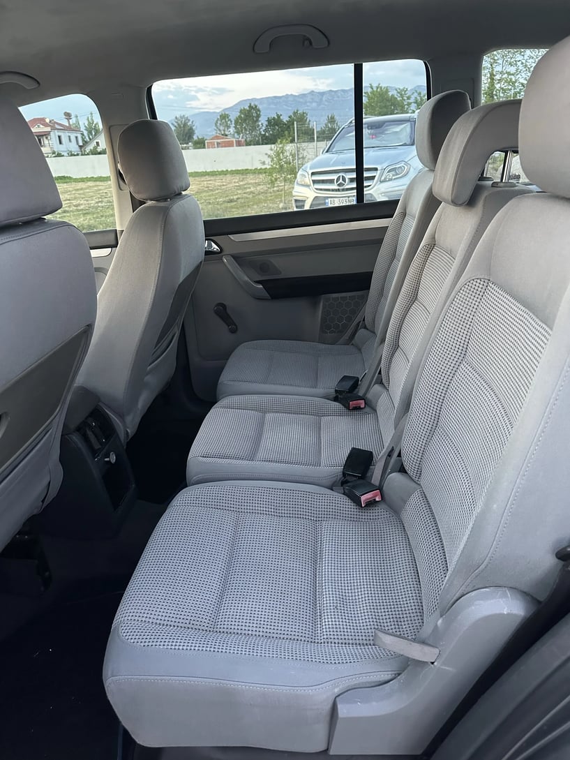 Rent a car in Tirana