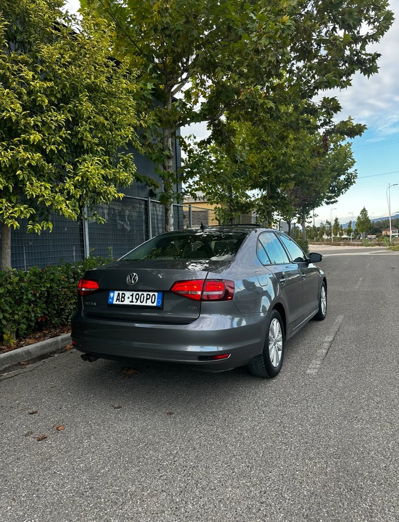 Auto mieten in Tirana