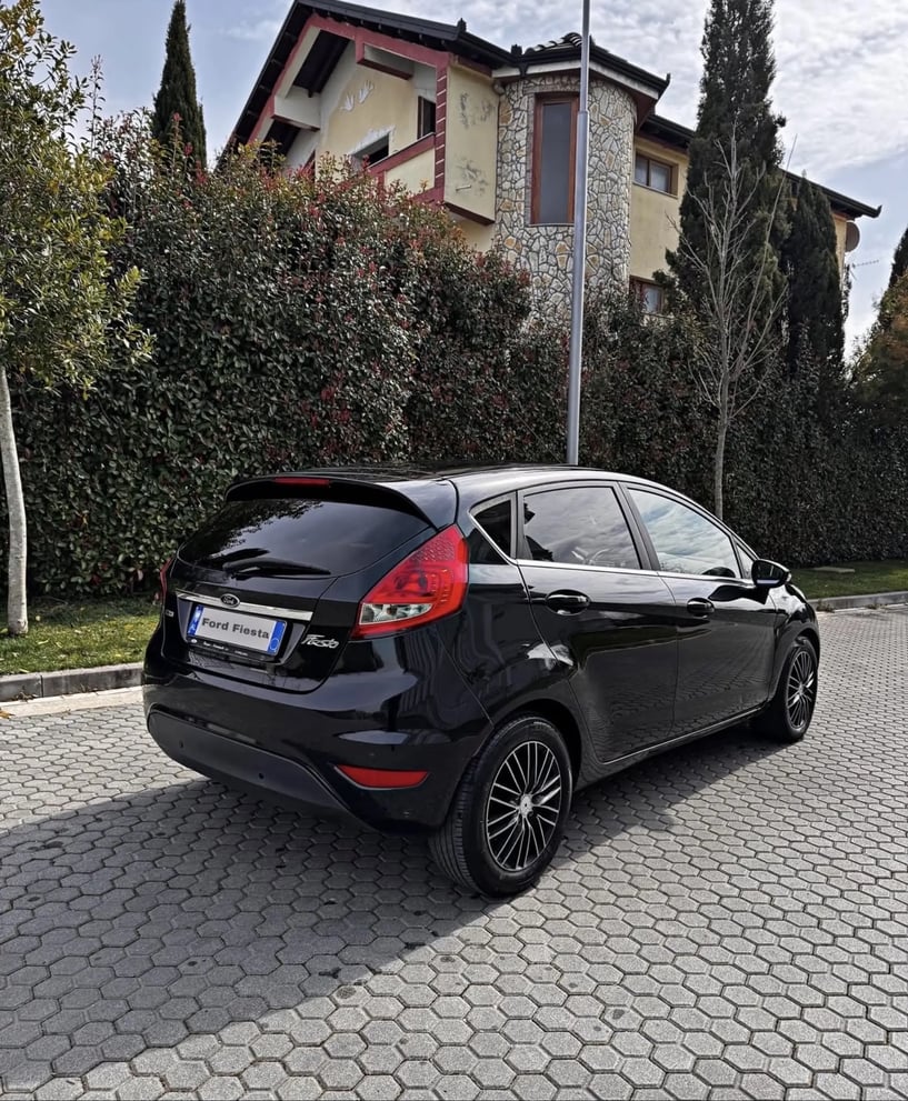 Rent a car in Tirana