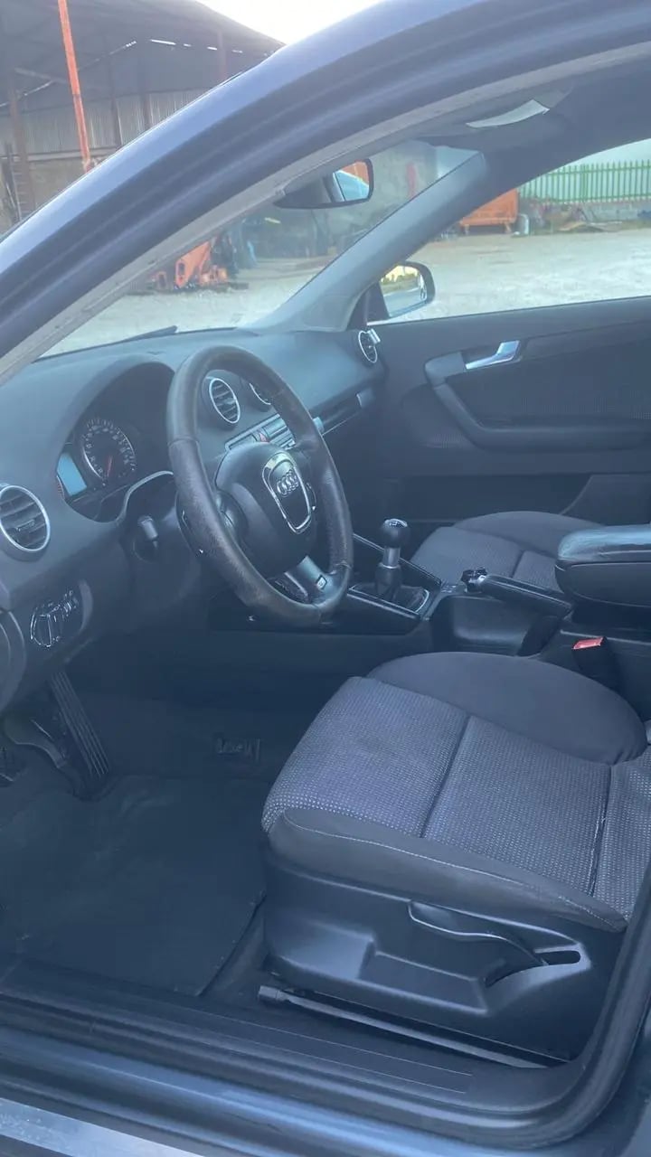 Louer une voiture à Tirana